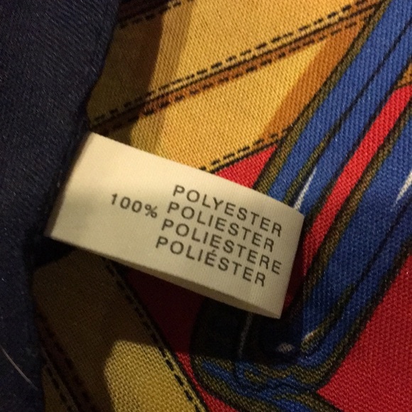 Beautiful Italian made equestrian motif scarf - Picture 6 of 6